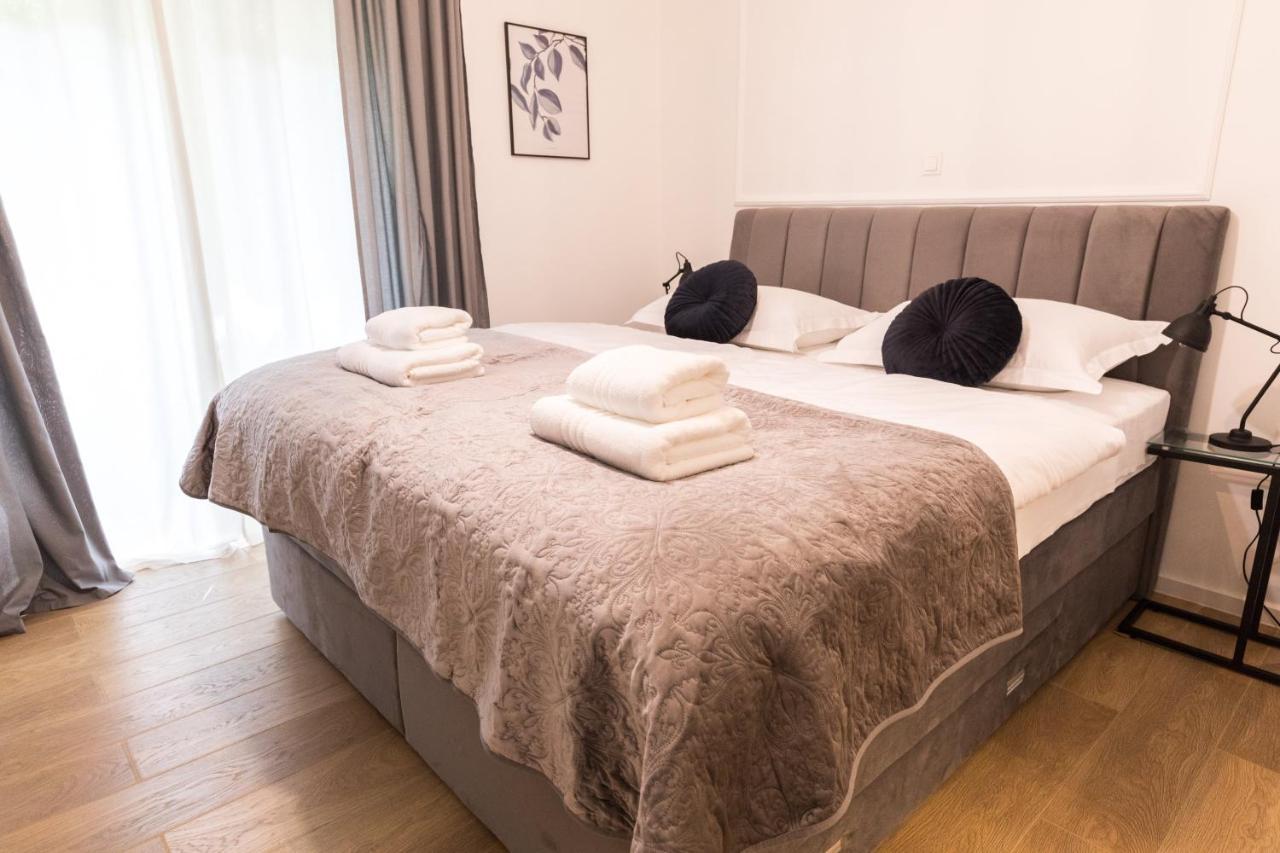 Luxury Rooms With Balcony Zara Esterno foto