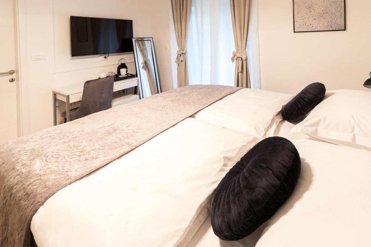 Luxury Rooms With Balcony Zara Esterno foto