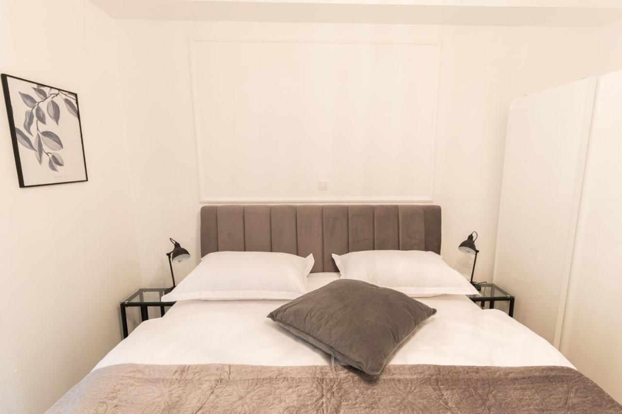 Luxury Rooms With Balcony Zara Esterno foto
