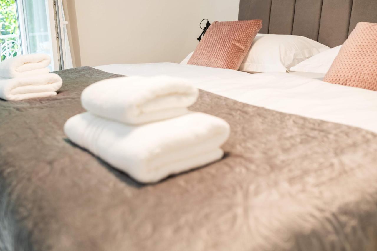 Luxury Rooms With Balcony Zara Esterno foto