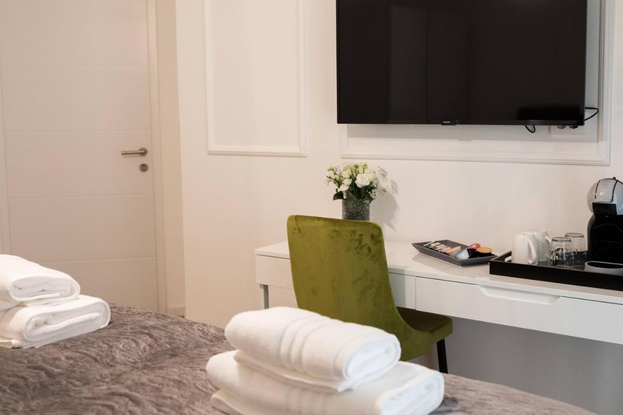 Luxury Rooms With Balcony Zara Esterno foto