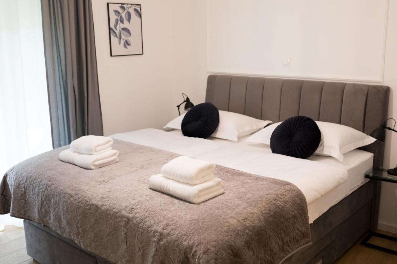 Luxury Rooms With Balcony Zara Esterno foto