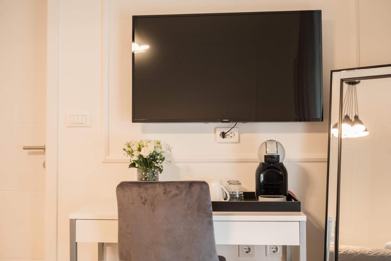 Luxury Rooms With Balcony Zara Esterno foto