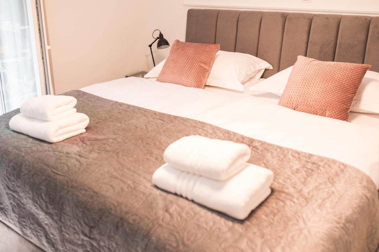 Luxury Rooms With Balcony Zara Esterno foto