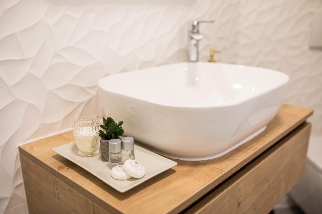 Luxury Rooms With Balcony Zara Esterno foto