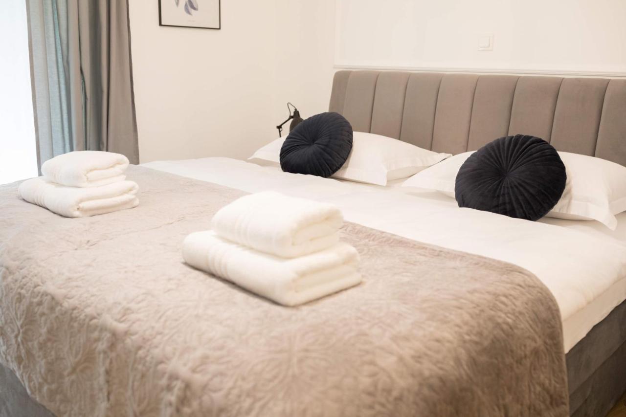 Luxury Rooms With Balcony Zara Esterno foto